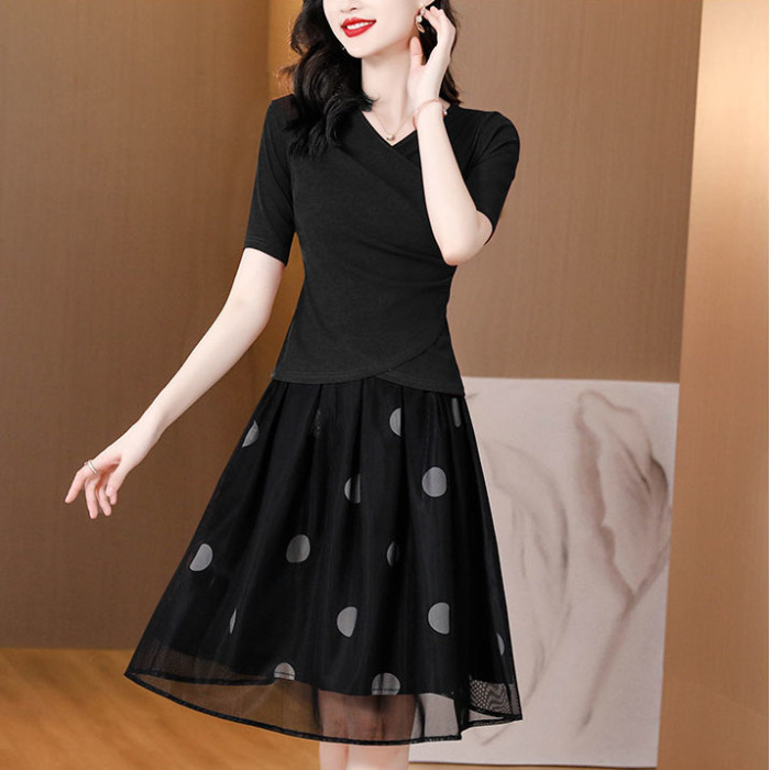 法式波點半身裙